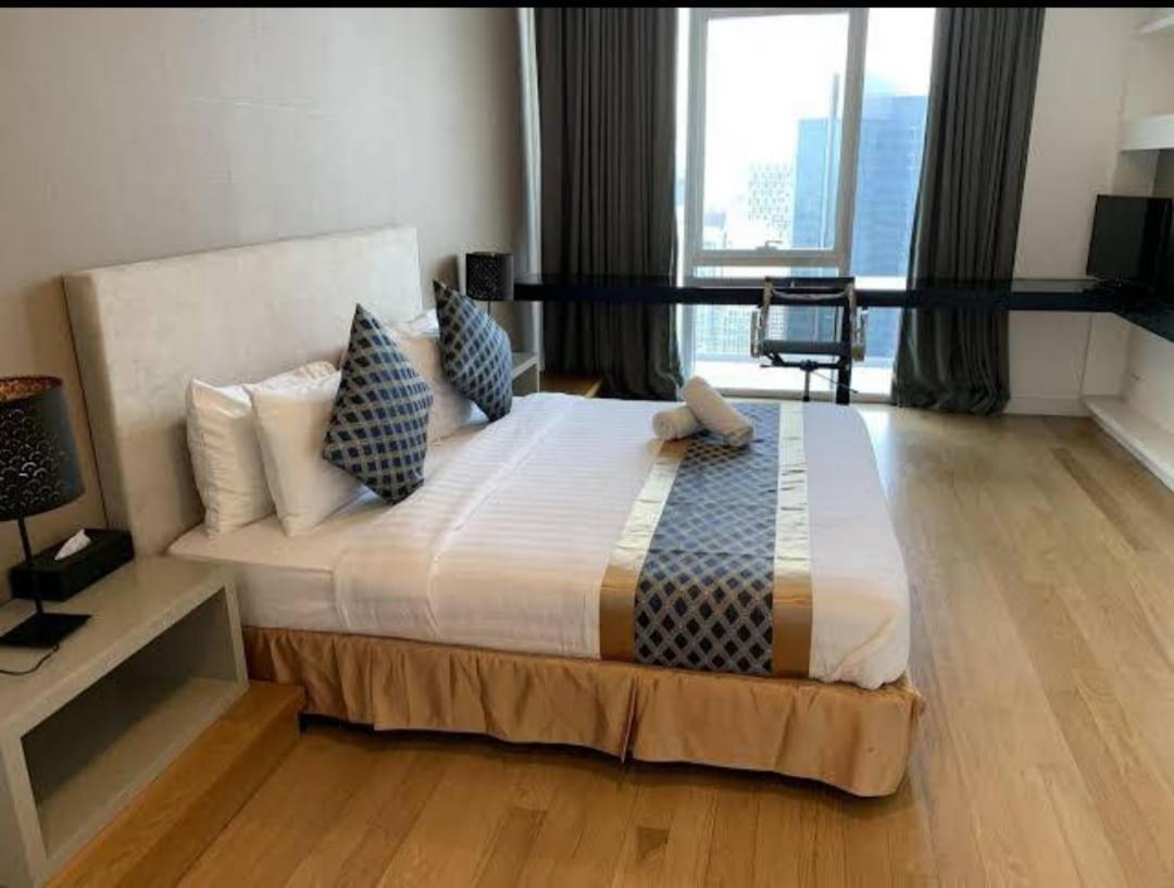 The Platinum Klcc By Crystal Pangsapuri *